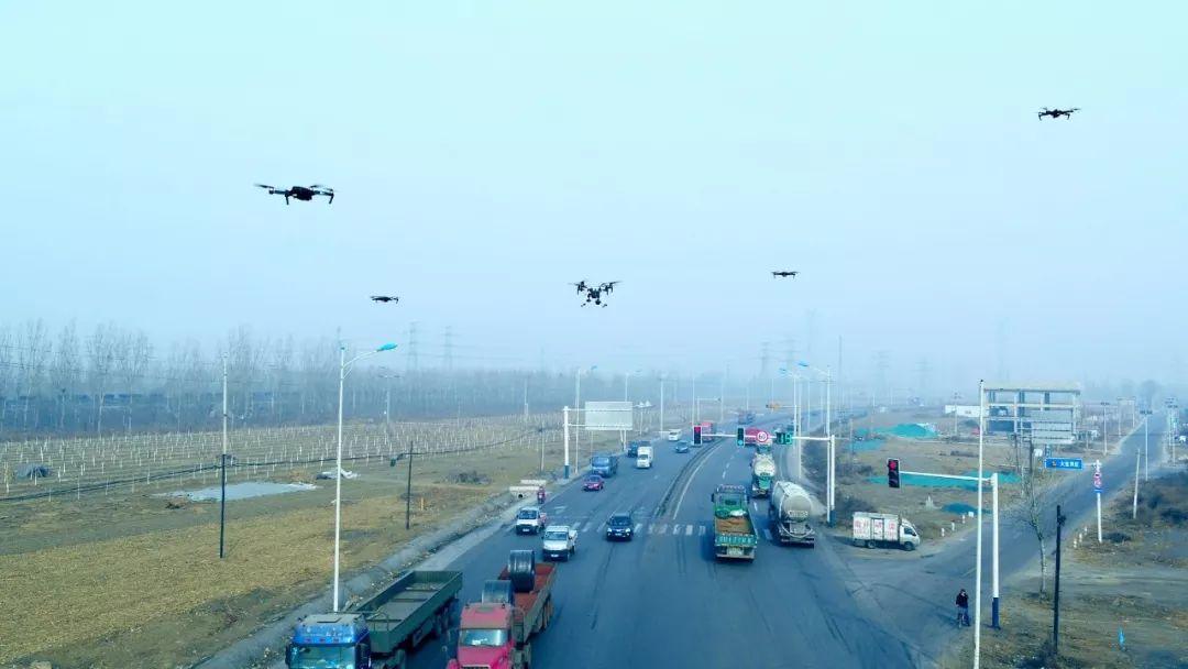 无人机应用在交通管理中发挥哪些作用?(图1) 无人机应用在交通管理中发挥哪些作用?(图1)